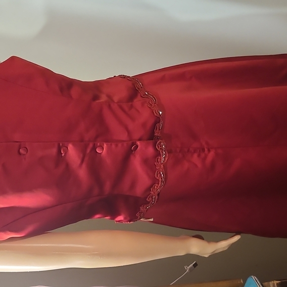 Elegant 2pc Deep Red Sleeveless Skirt Set - Picture 10 of 14